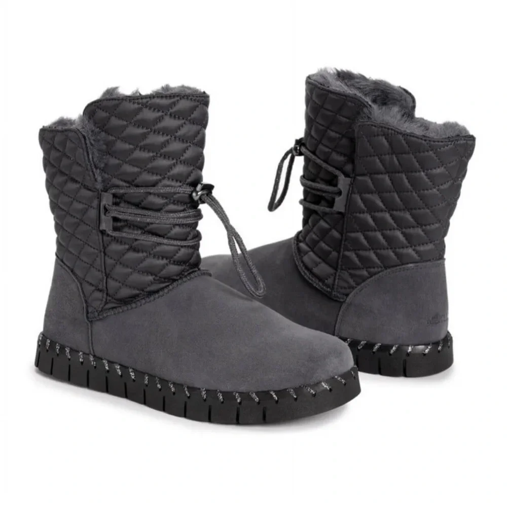 MUK LUKS Flexi Bridgehampton Dark Grey Suede Leather faux Fur Lined Boot sz 7